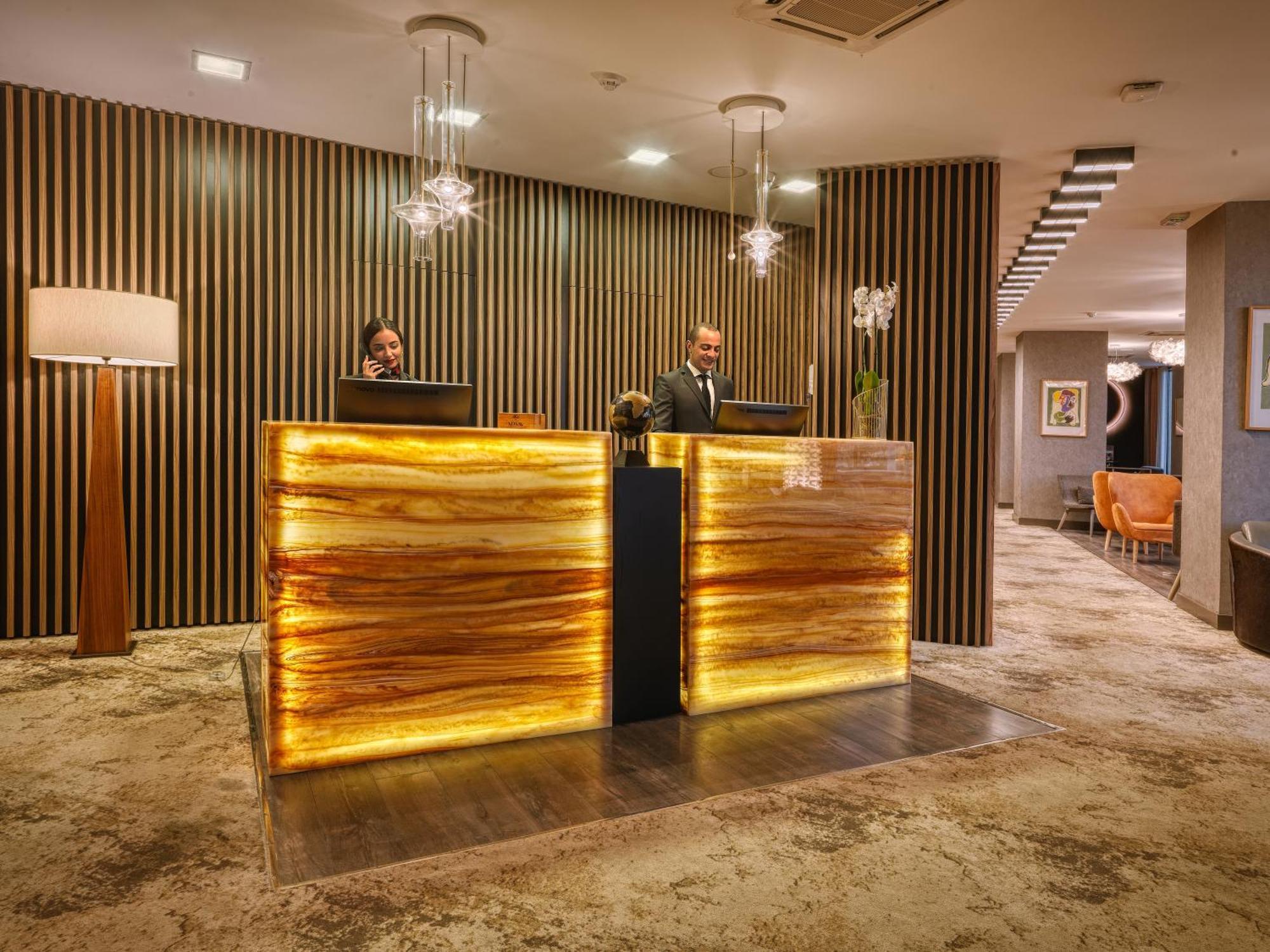 Adam Hotel