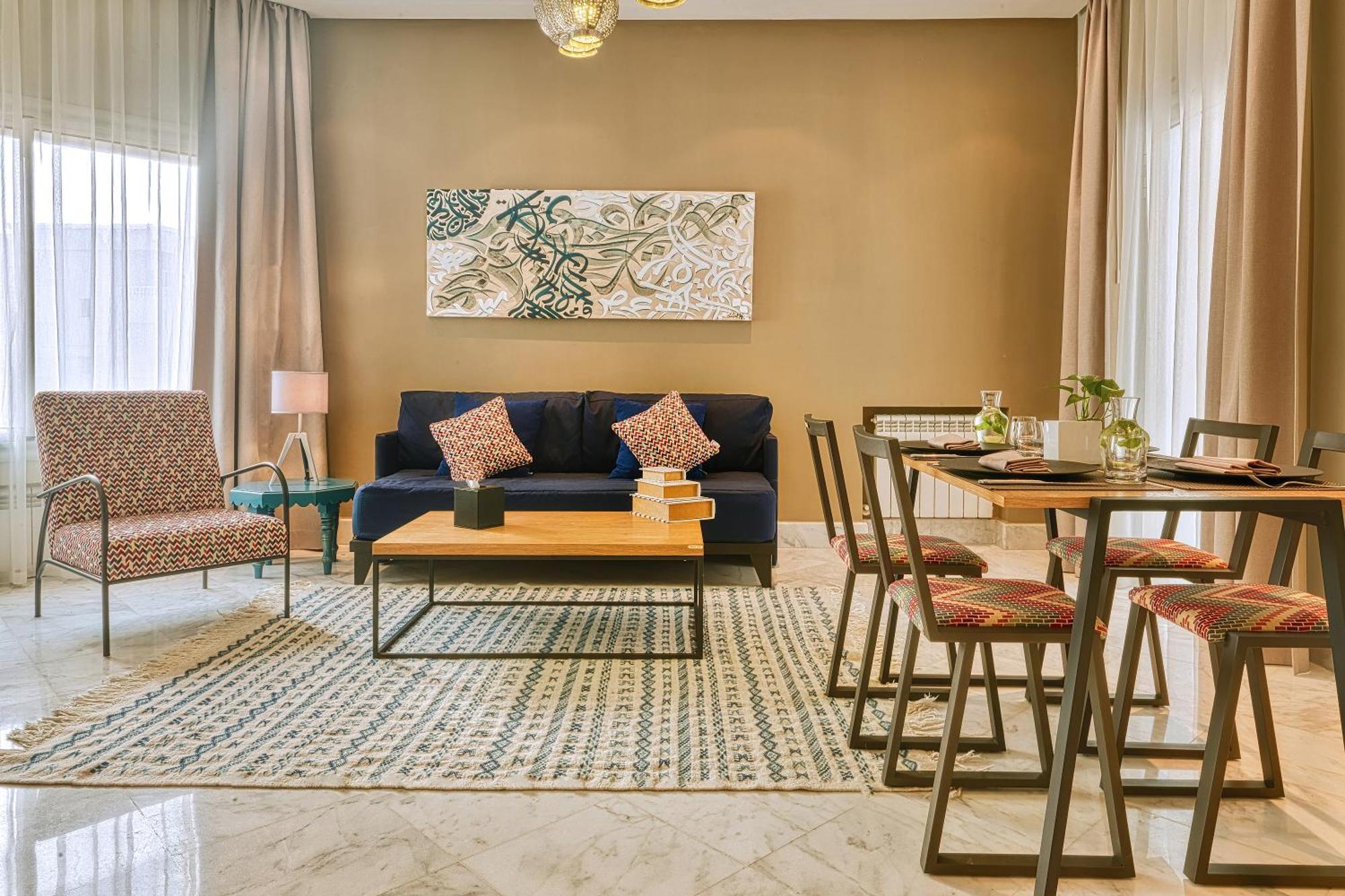Adam Hotel